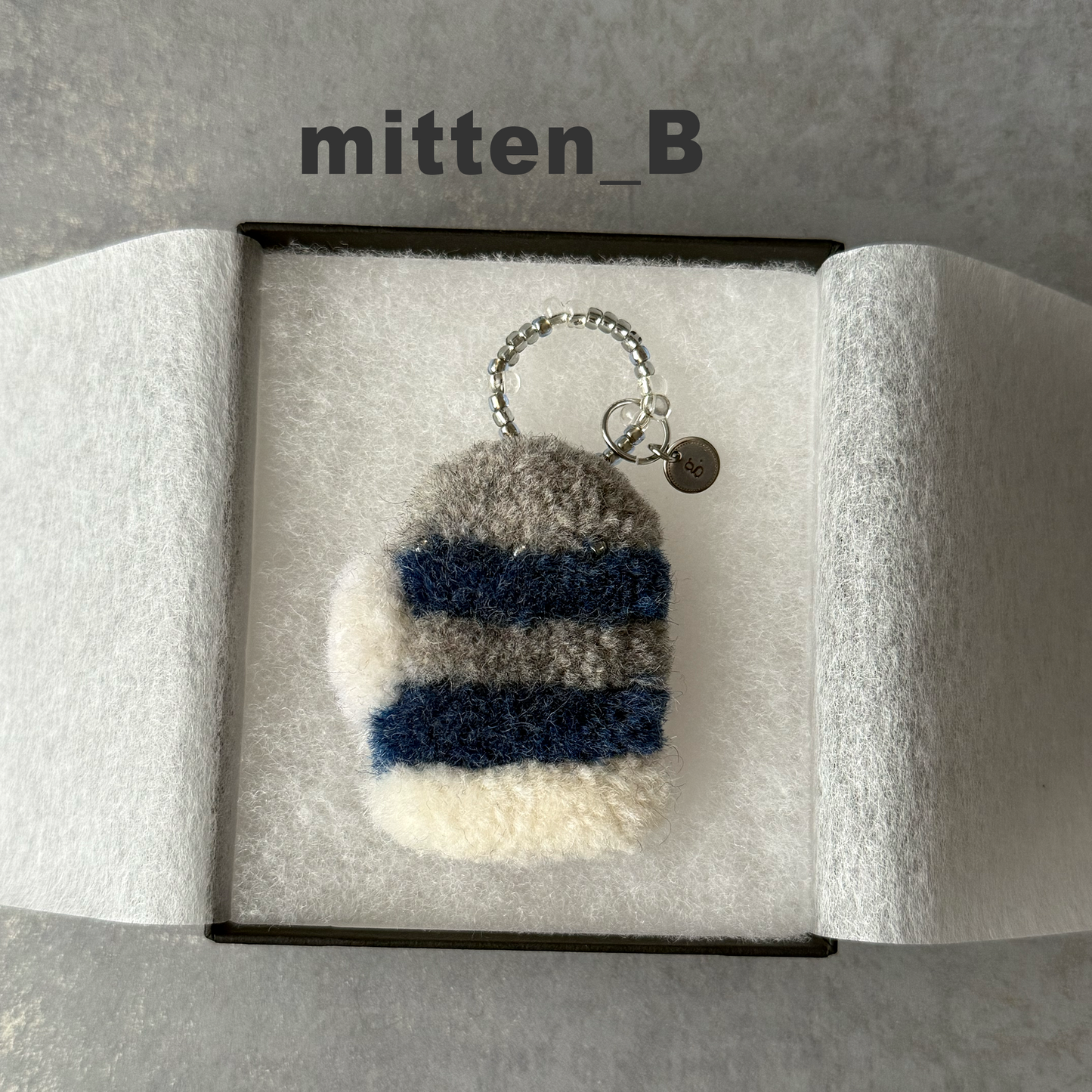 Christmas Charm (Mitten Design)クリスマスチャーム (ミトン)アドベントチャーム付き